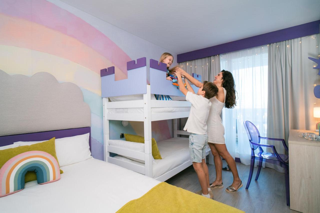 Superior Quadruple Room,1498718932:JPEG